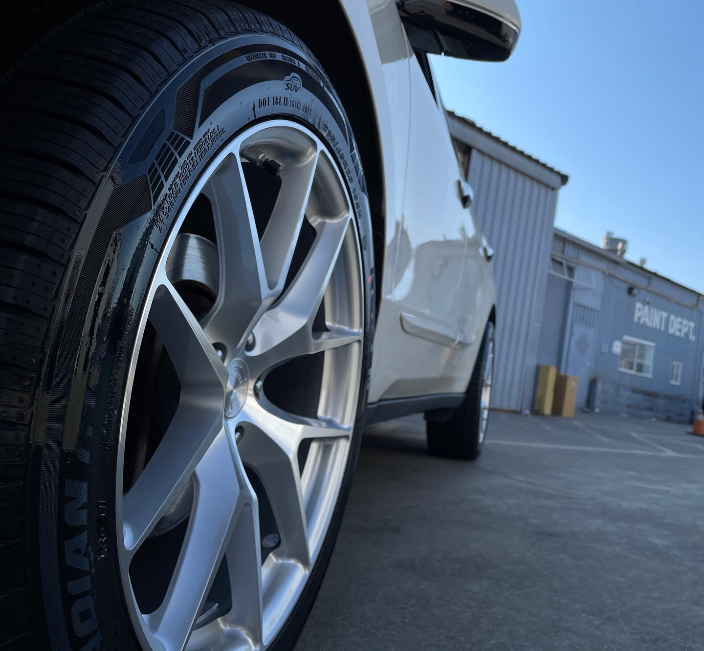 Custom wheel installation detail
